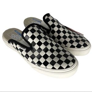 VANS OLD SKOOL BLACK WHITE CHECKERED SLIP ON SNEAKER 8